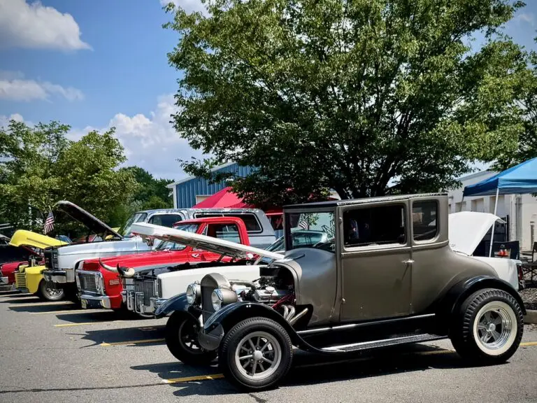 Metuchen car show draws 100+ vehicles for EMS fundraiser 11 IMG_4110